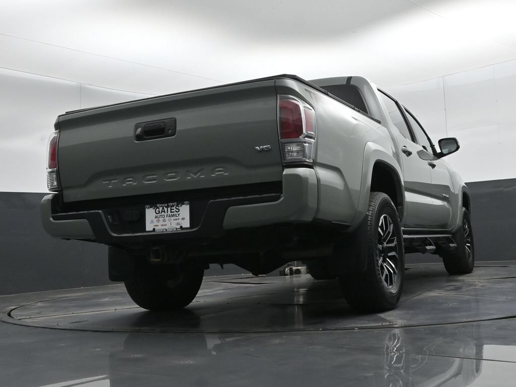 Used 2023 Toyota Tacoma TRD Sport AWD/4WD image 36