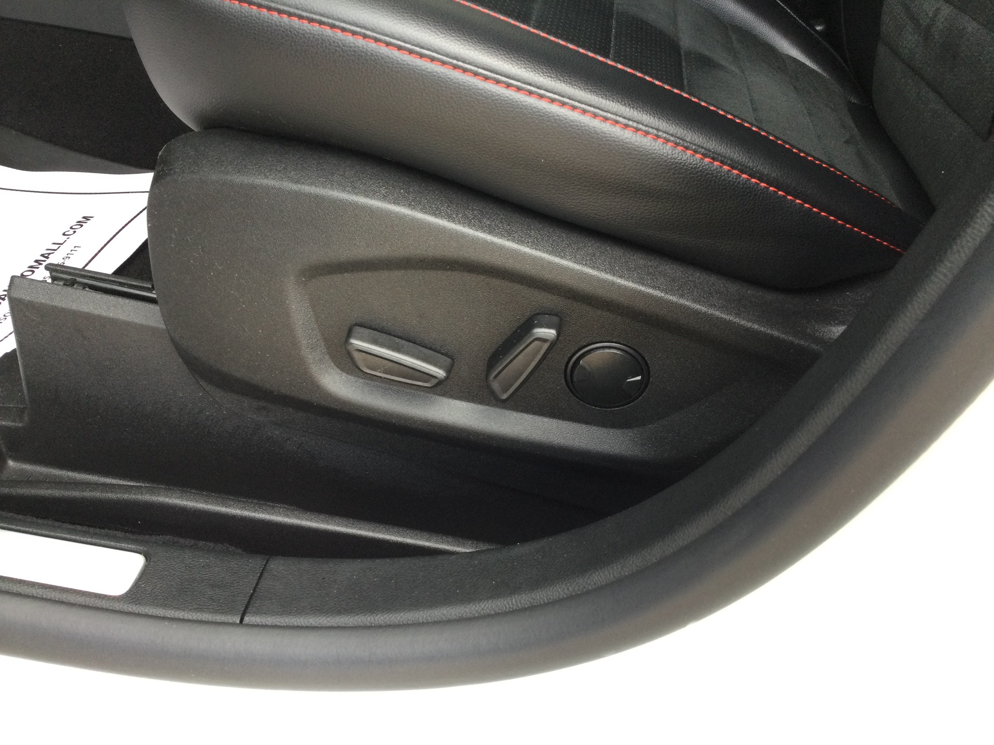 Used 2023 Ford Edge ST-Line AWD/4WD image 8