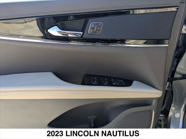 Certified 2023 Lincoln Nautilus Reserve w/ Monochromatic Package image 10