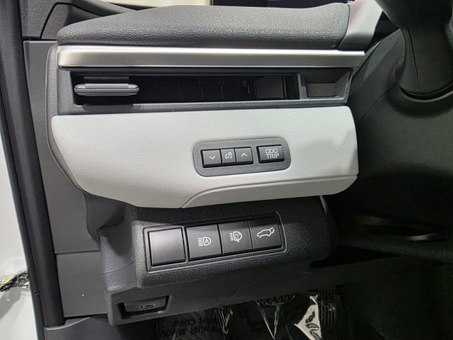 New 2026 Subaru Solterra image 18