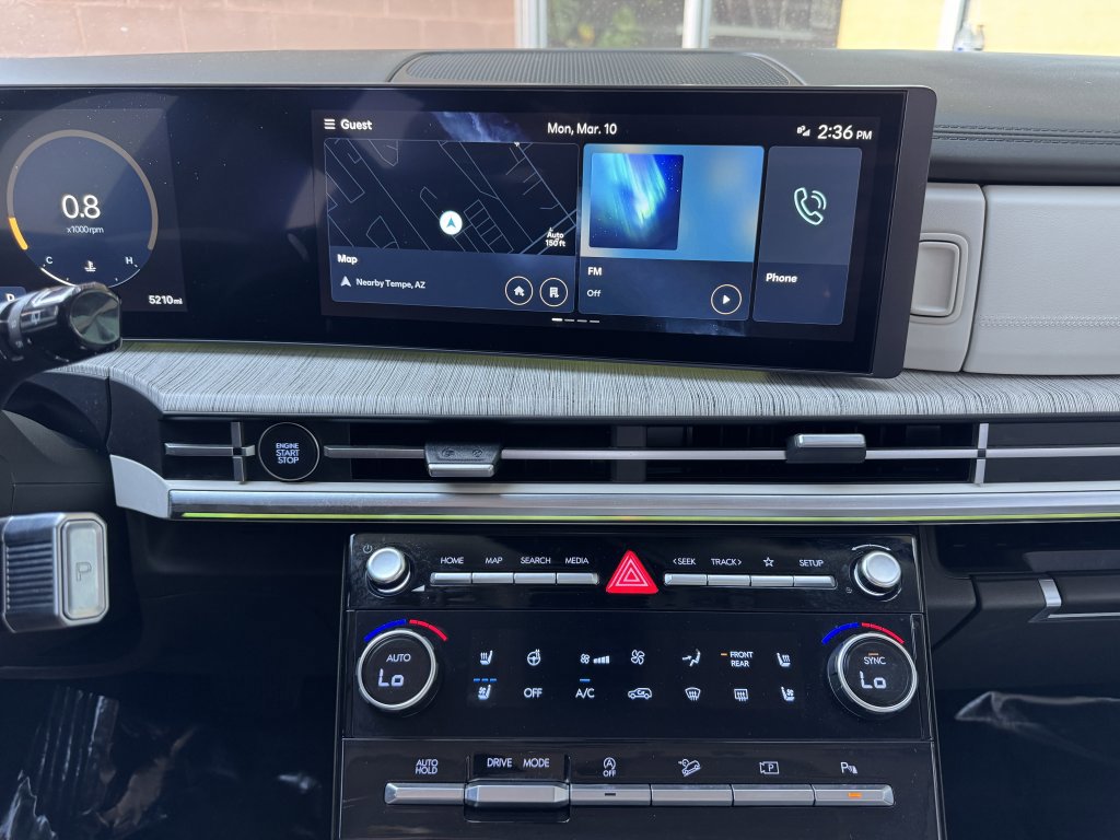 Used 2024 Hyundai Santa Fe Calligraphy image 21