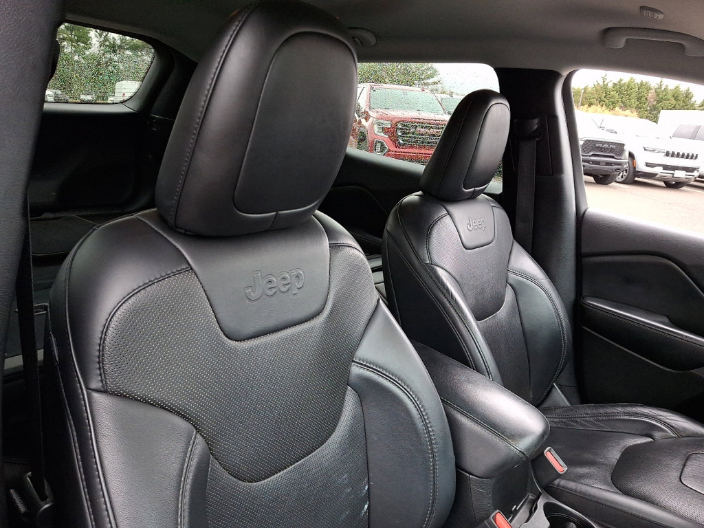 Used 2020 Jeep Cherokee Latitude Lux w/ Quick Order Package 2YH Lux image 13