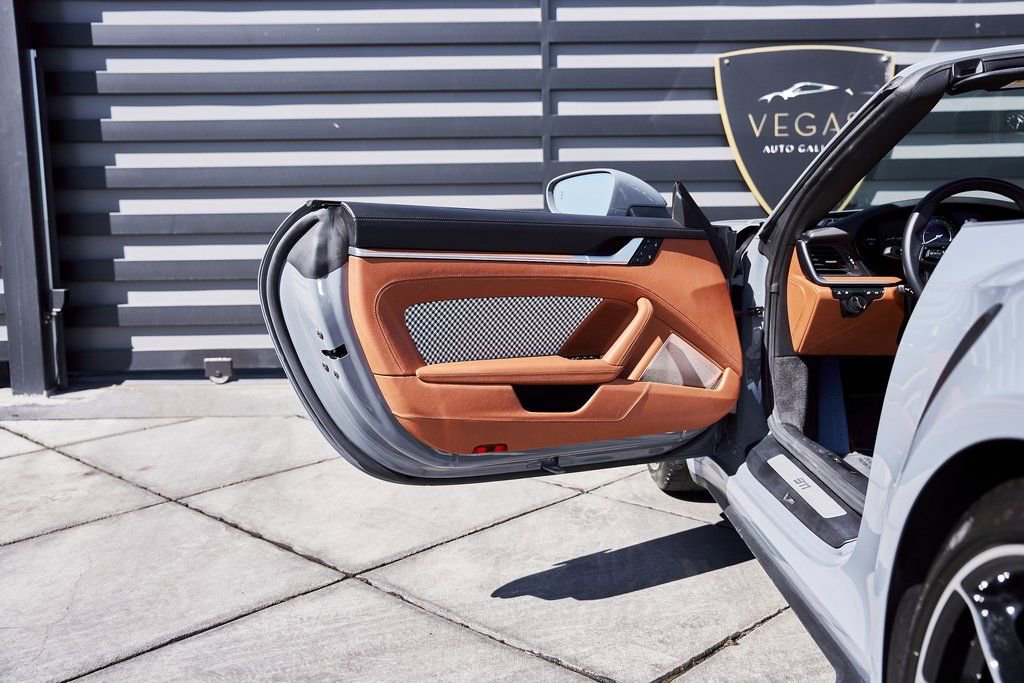 Used 2024 Porsche 911 Turbo S image 27