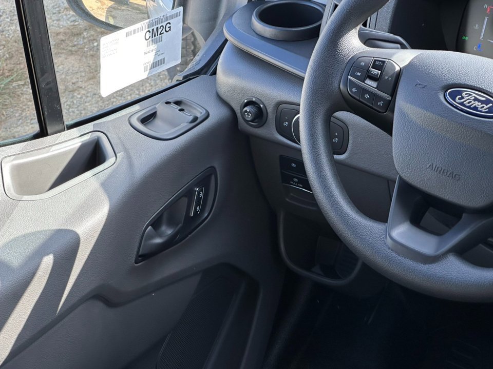New 2026 Ford Transit 250 148 Medium Roof image 18