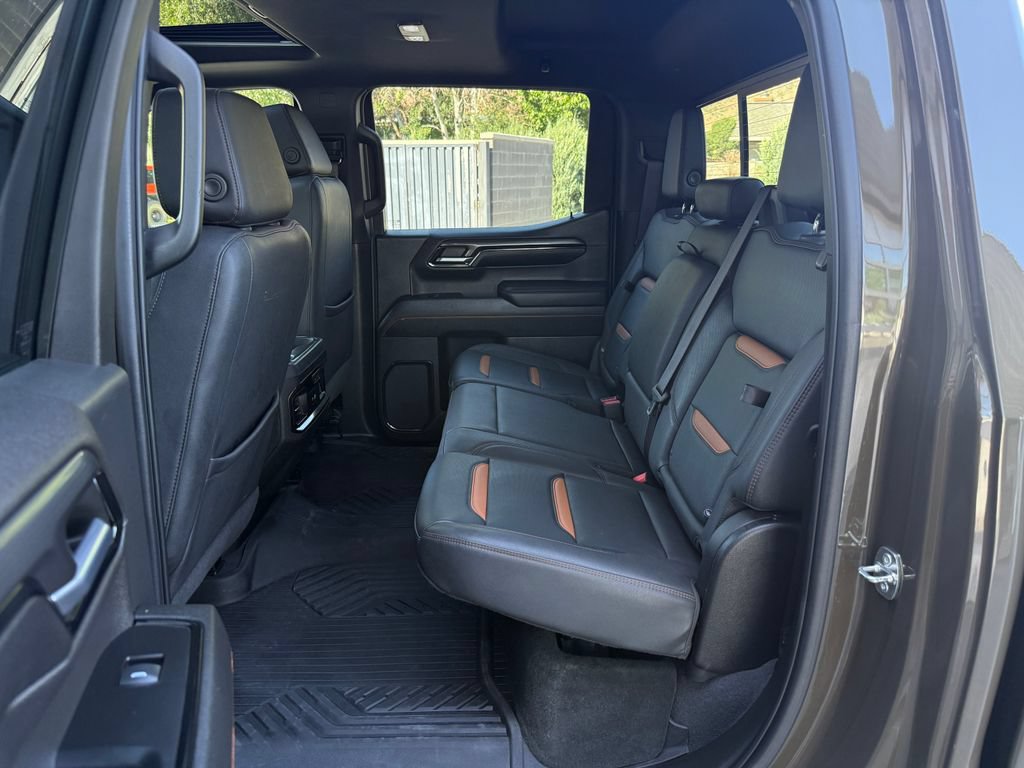 Used 2023 GMC Sierra 1500 AT4 w/ Technology Package AWD/4WD image 35