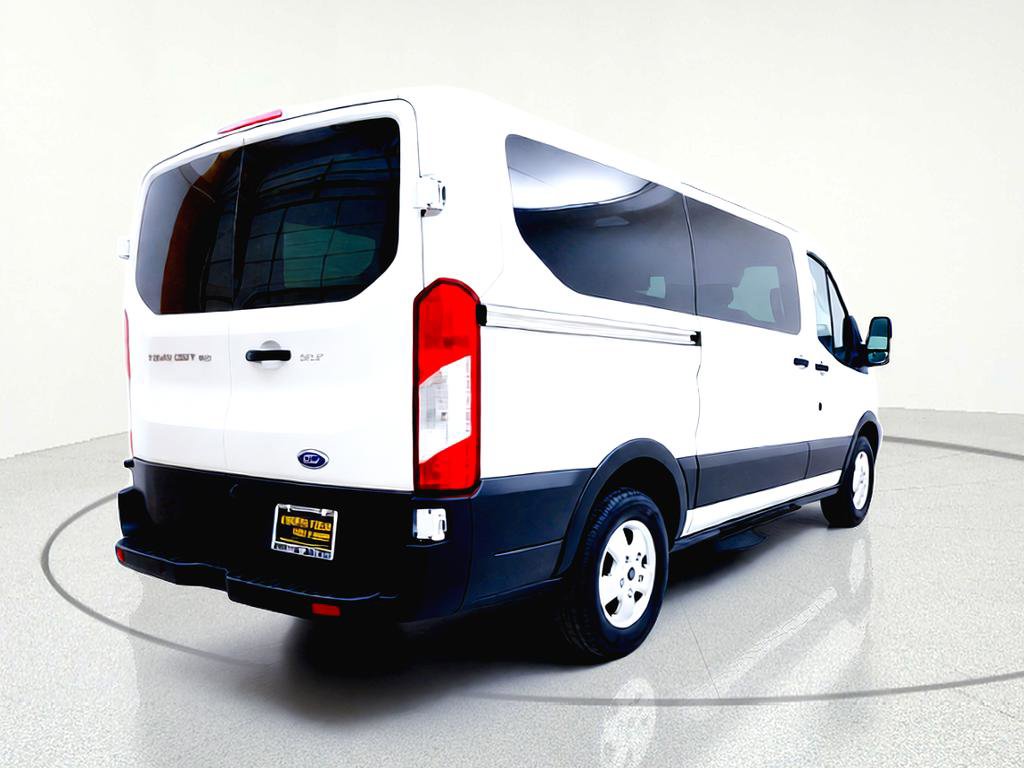 Used 2019 Ford Transit 150 XLT image 11