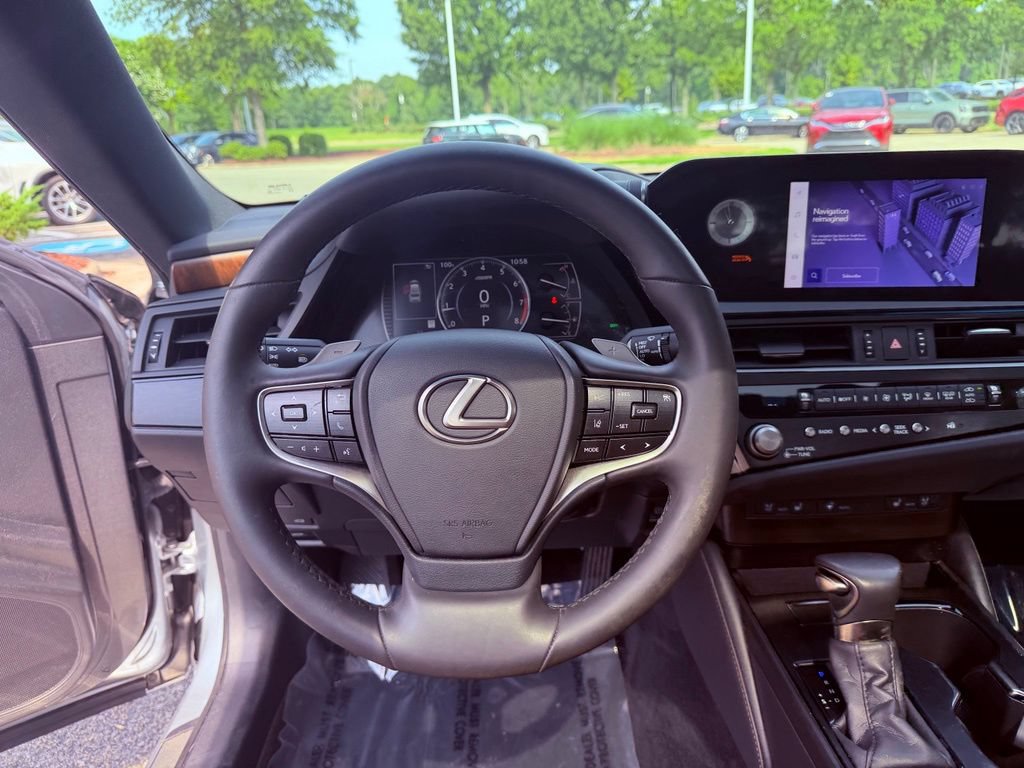 Certified 2023 Lexus ES 350 w/ Premium Package FWD image 17