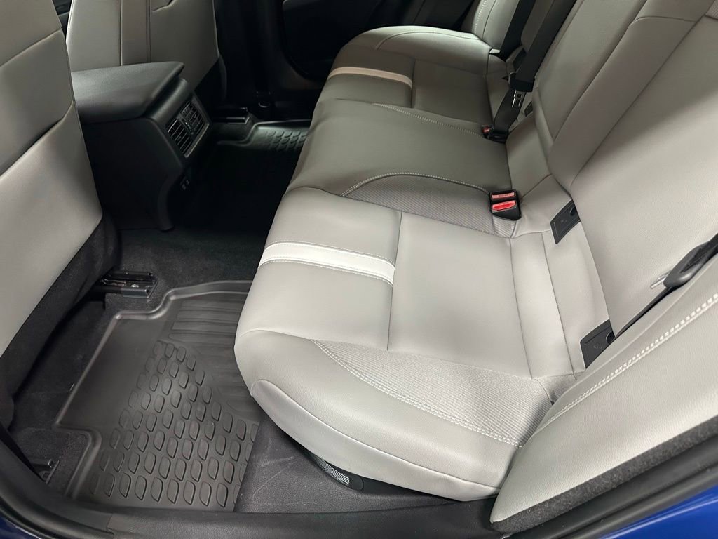 Used 2026 Toyota Camry SE FWD image 46