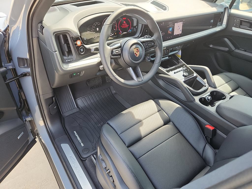 New 2026 Porsche Cayenne AWD/4WD image 4