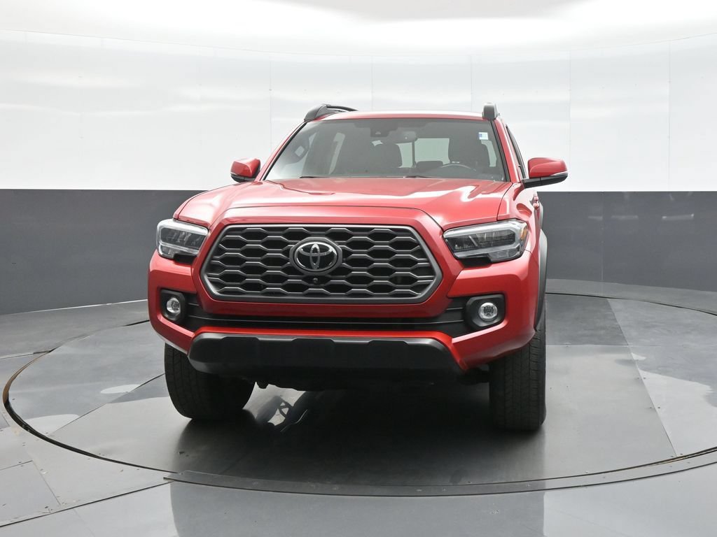 Used 2020 Toyota Tacoma TRD Off-Road AWD/4WD image 2