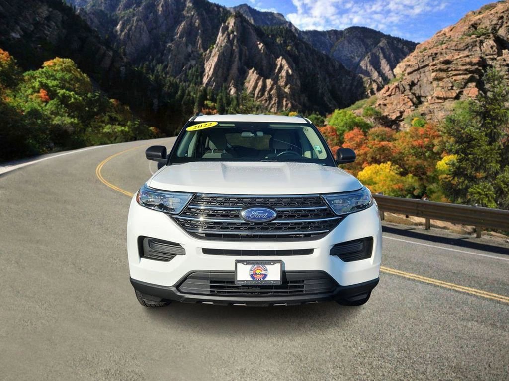 Used 2022 Ford Explorer XLT image 7