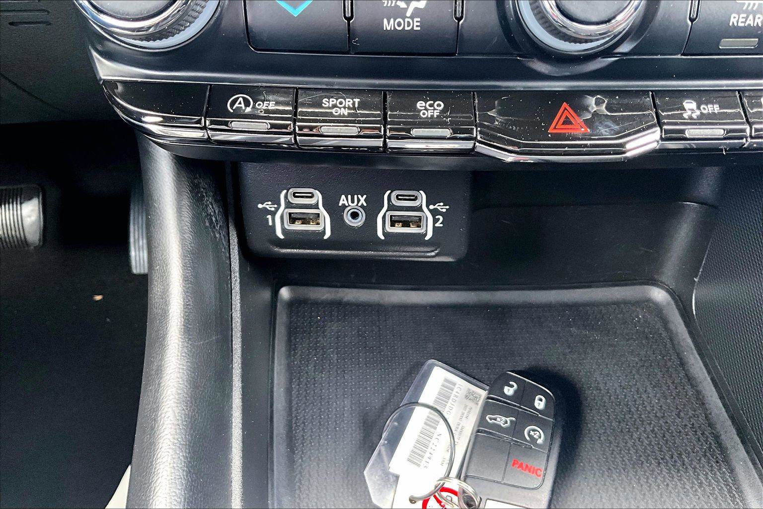Used 2022 Dodge Durango GT AWD/4WD image 33