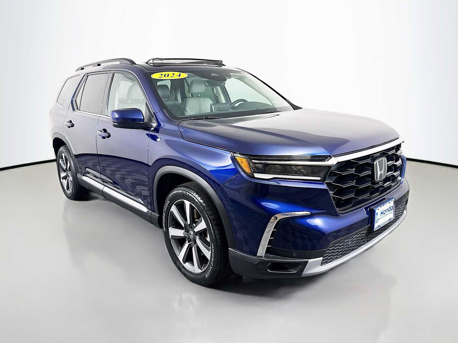 Certified 2024 Honda Pilot Touring