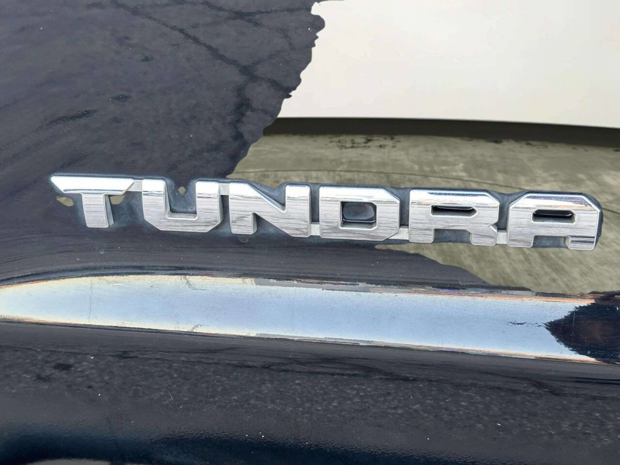Used 2017 Toyota Tundra SR5 w/ TRD Off Road Package AWD/4WD image 11