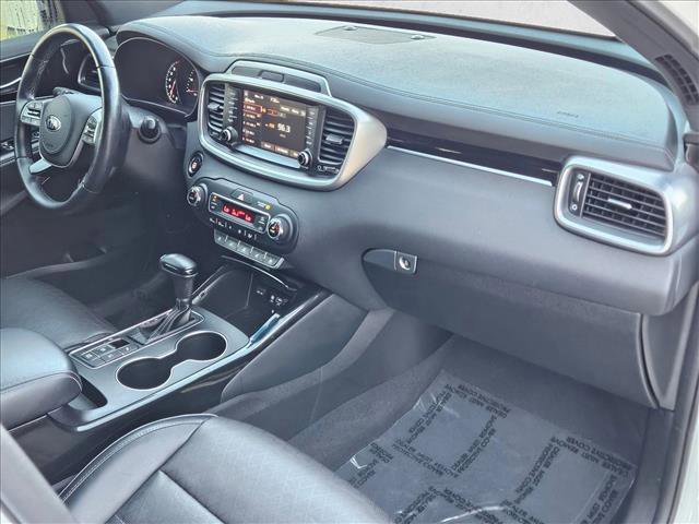 Used 2019 Kia Sorento SX image 25