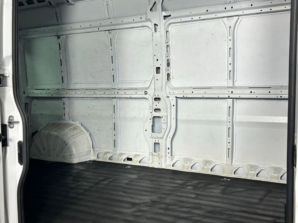 Used 2023 RAM ProMaster 2500 image 12
