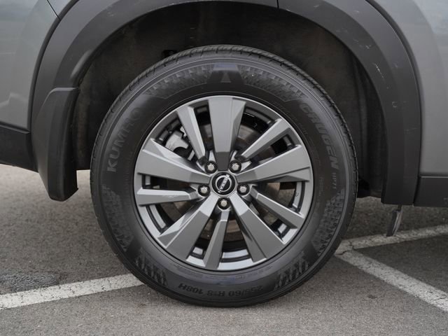 Used 2023 Nissan Pathfinder SV w/ Black Appearance Package image 41