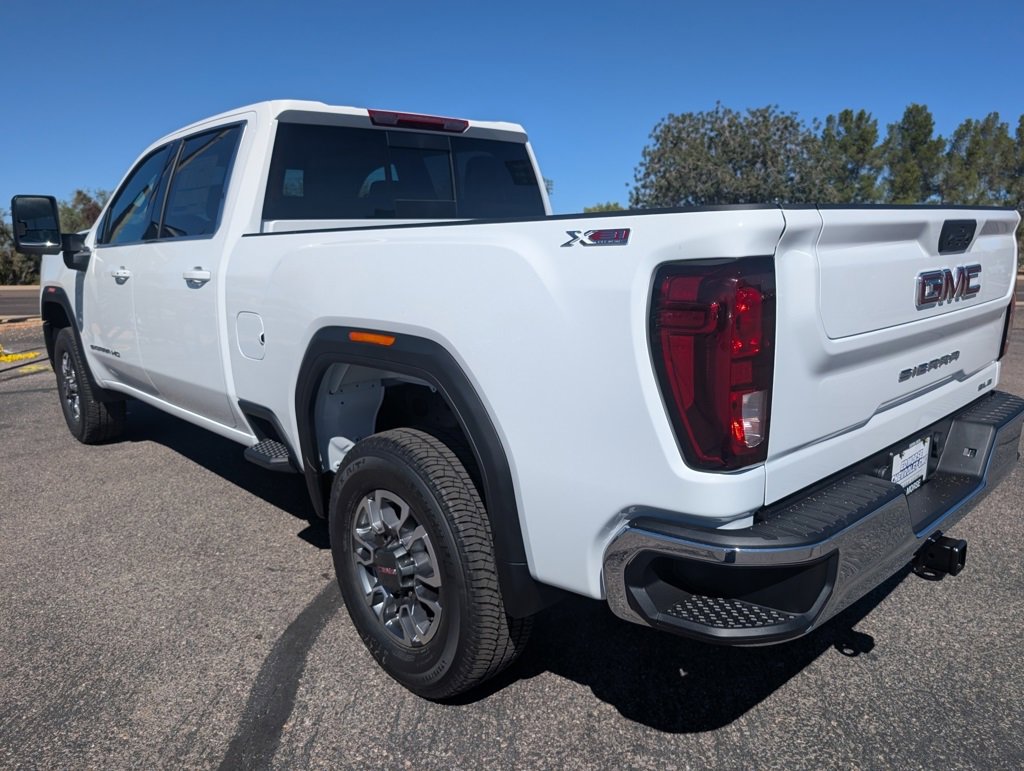 New 2026 GMC Sierra 2500 SLE w/ Preferred Package image 3