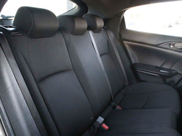 Used 2021 Jeep Grand Cherokee Laredo image 32