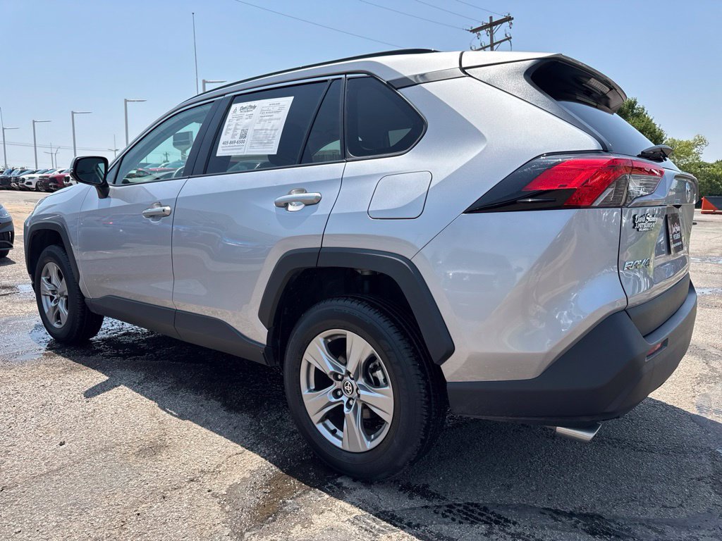 Used 2024 Toyota RAV4 XLE FWD image 6