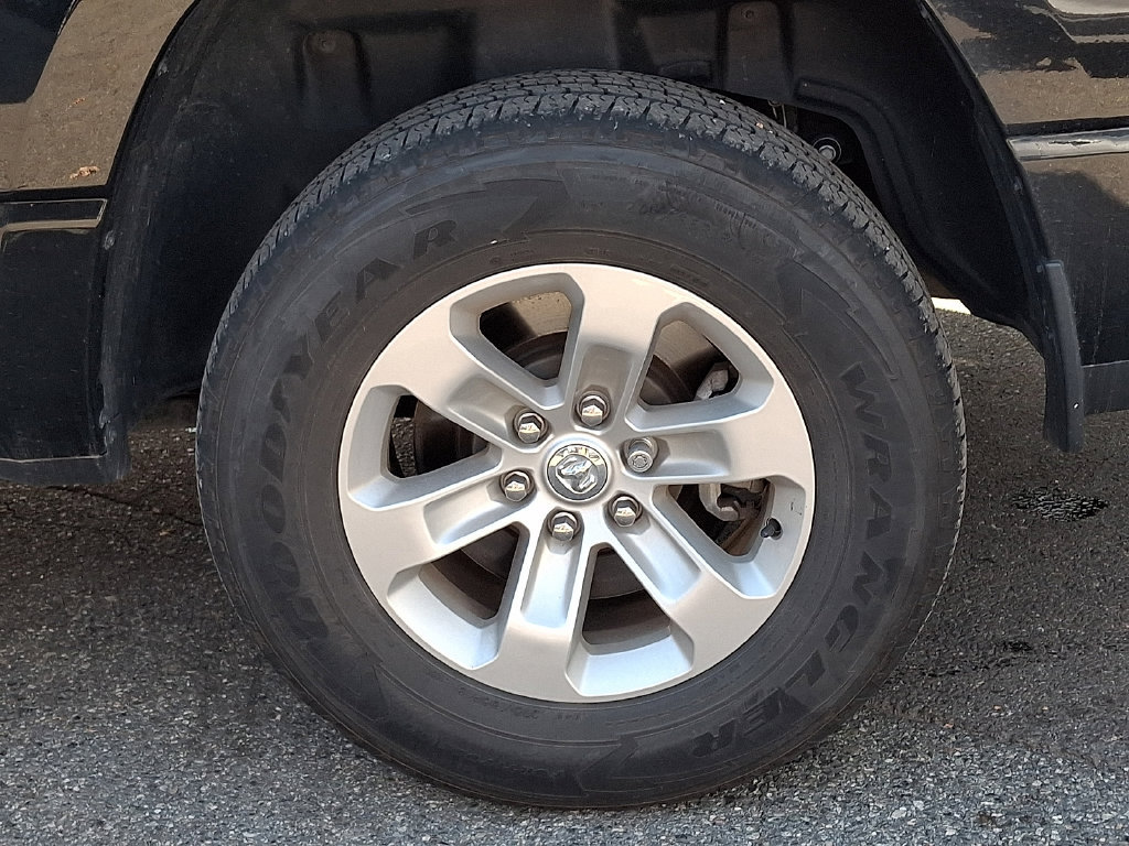 Used 2024 RAM 1500 Laramie AWD/4WD image 33
