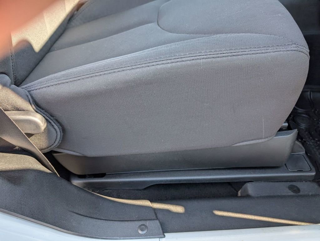 Used 2018 Jeep Wrangler Sport w/ Quick Order Package 24W image 44