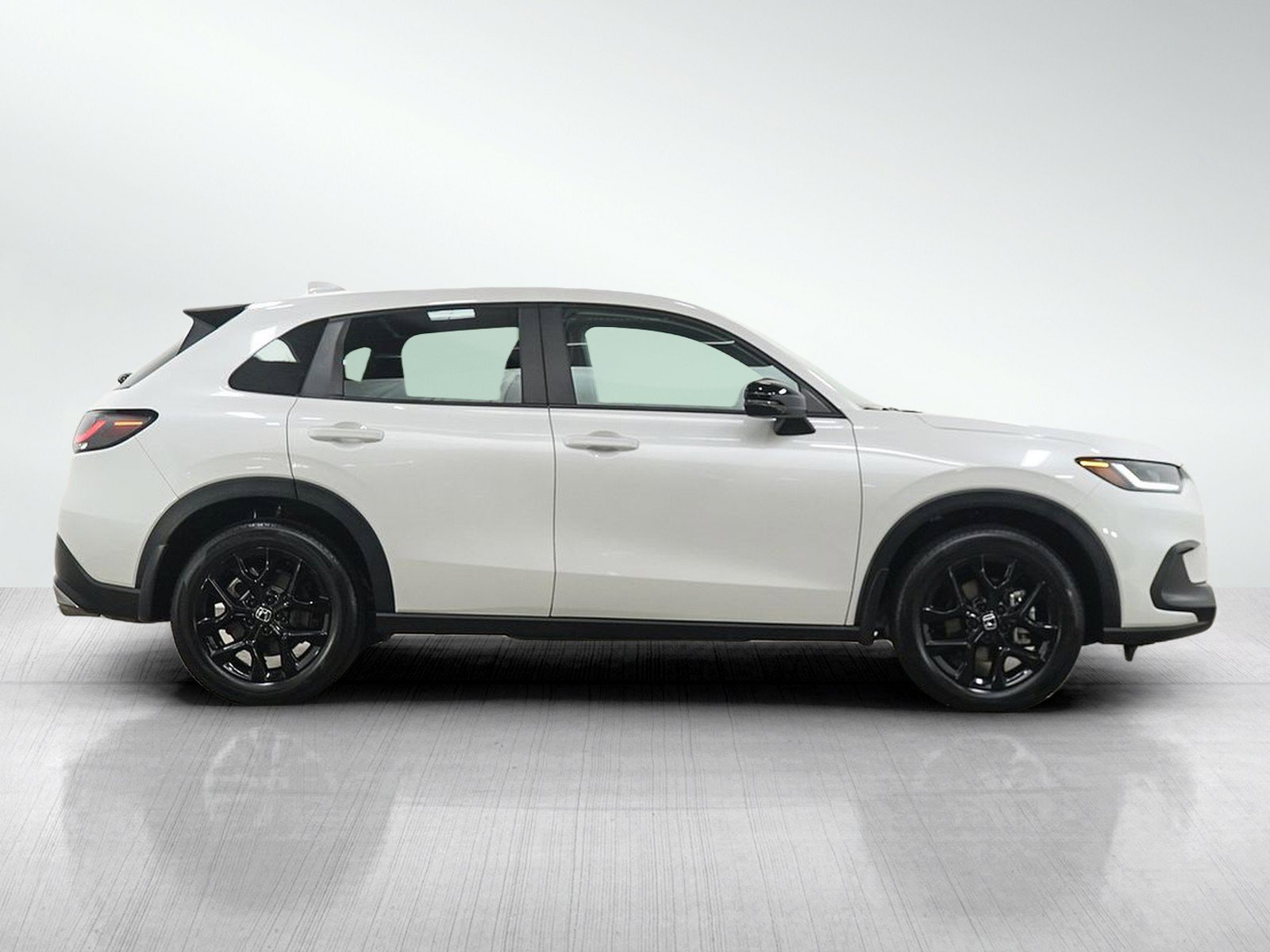 Used 2024 Honda HR-V Sport image 6