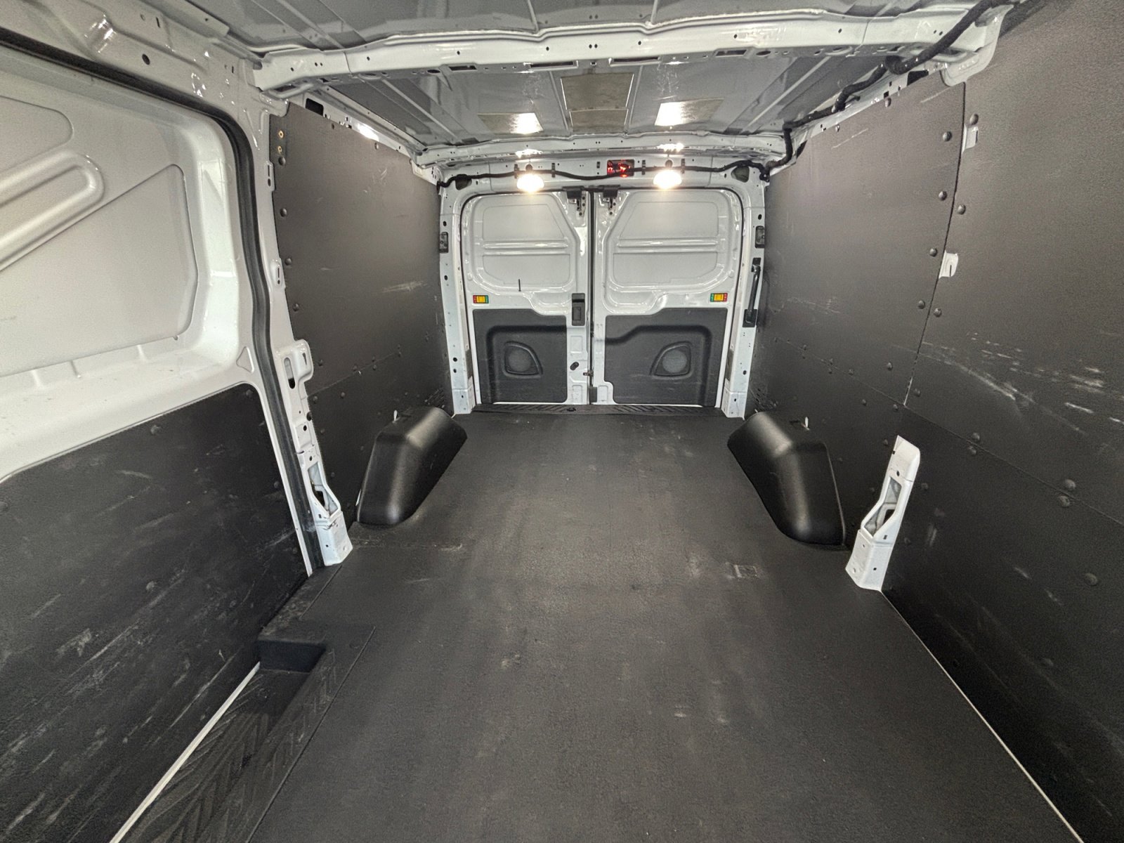 Used 2022 Ford Transit 150 Low Roof w/ Load Area Protection Package image 17