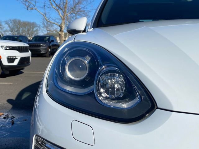 Used 2017 Porsche Cayenne image 13