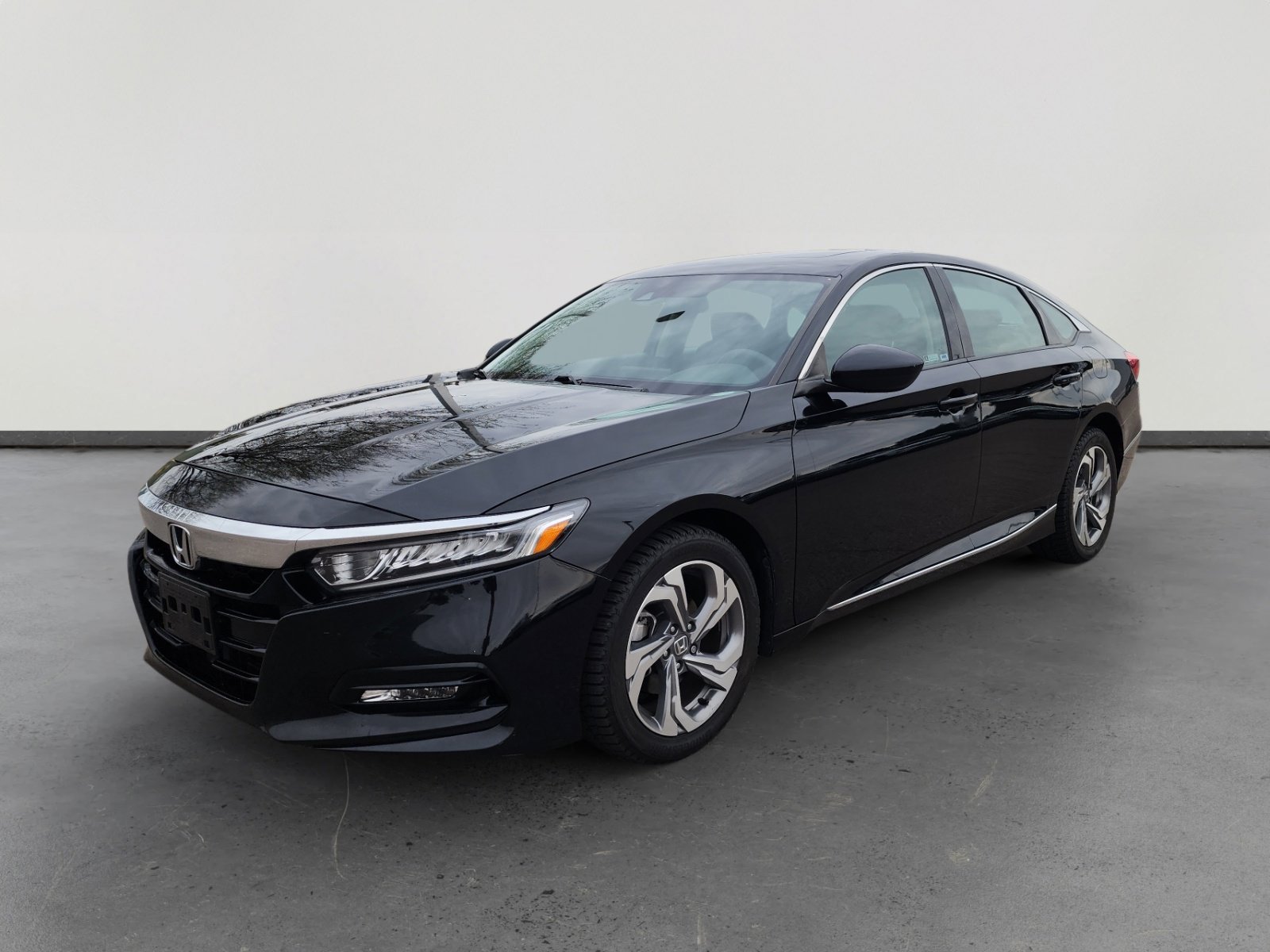 Used 2019 Honda Accord EX