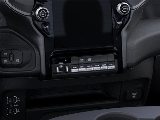 New 2026 RAM 3500 Tradesman AWD/4WD image 24