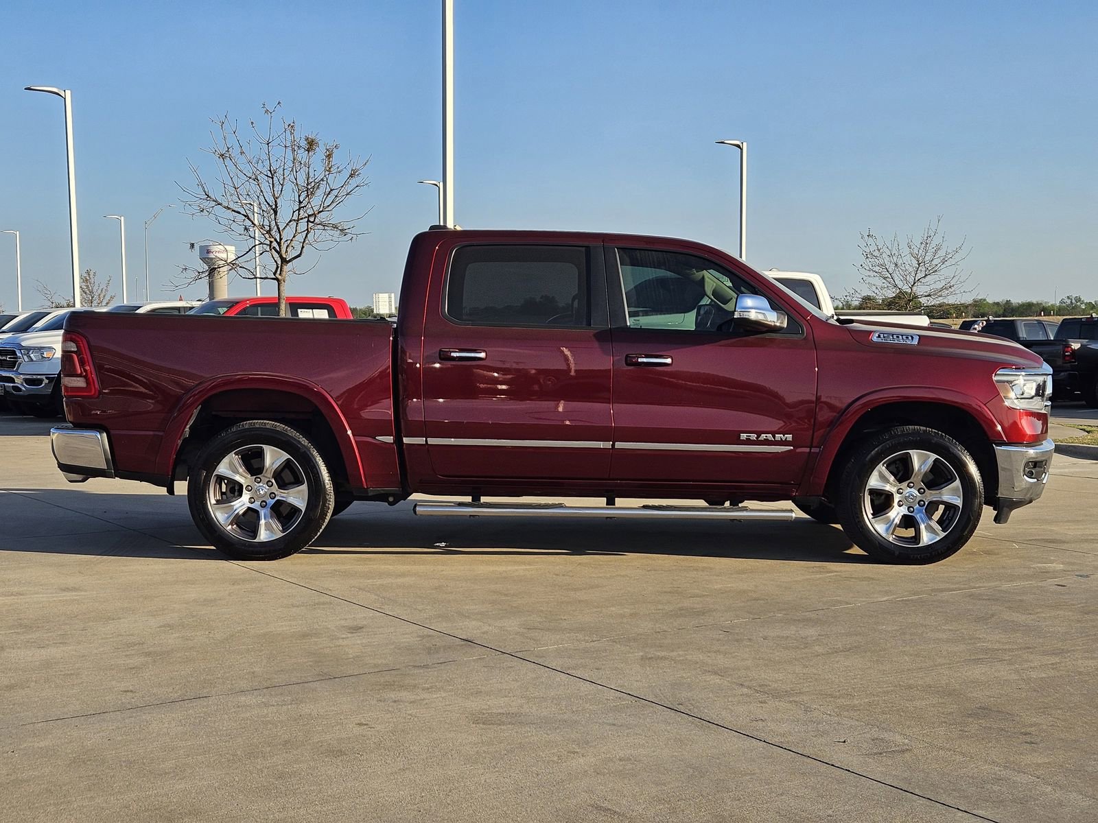 Used 2020 RAM 1500 Laramie AWD/4WD image 7