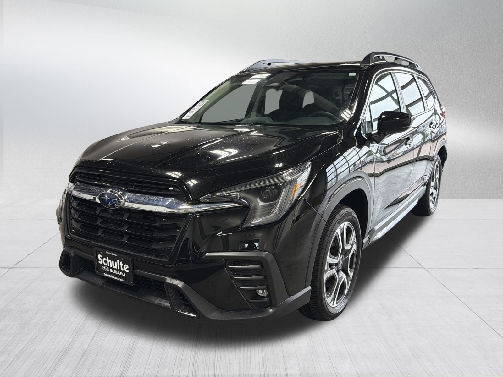 Used 2025 Subaru Ascent Limited w/ Popular Package #2 AWD/4WD image 3