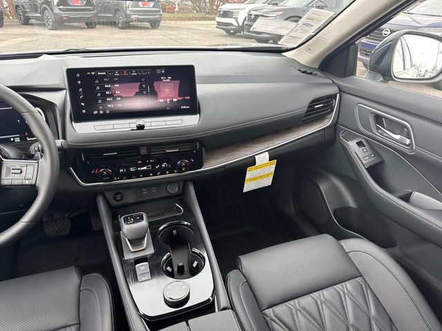 New 2026 Nissan Rogue Platinum w/ Platinum Premium Package image 19