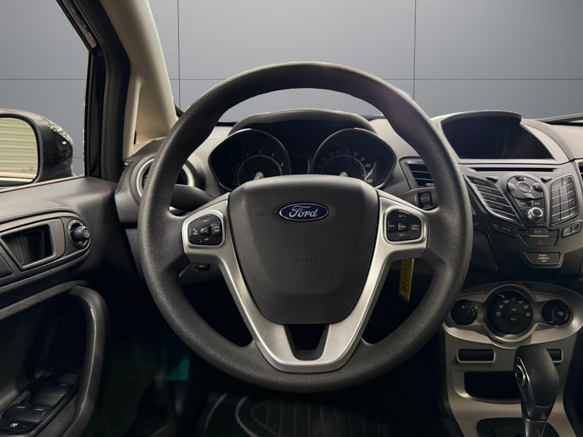 Used 2019 Ford Fiesta SE FWD image 13