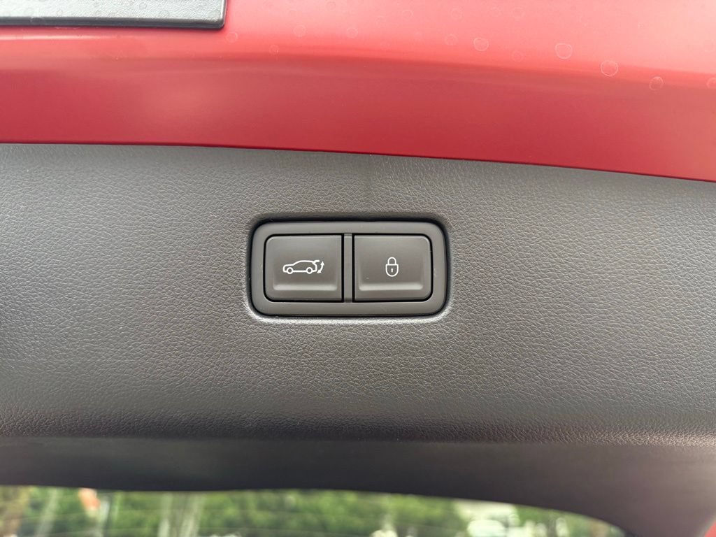 Certified 2026 Genesis GV70 2.5T Advanced AWD/4WD image 15