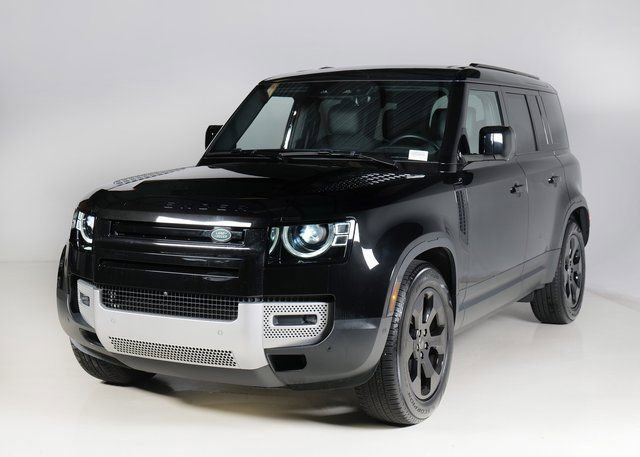 Used 2025 Land Rover Defender 110 S image 1