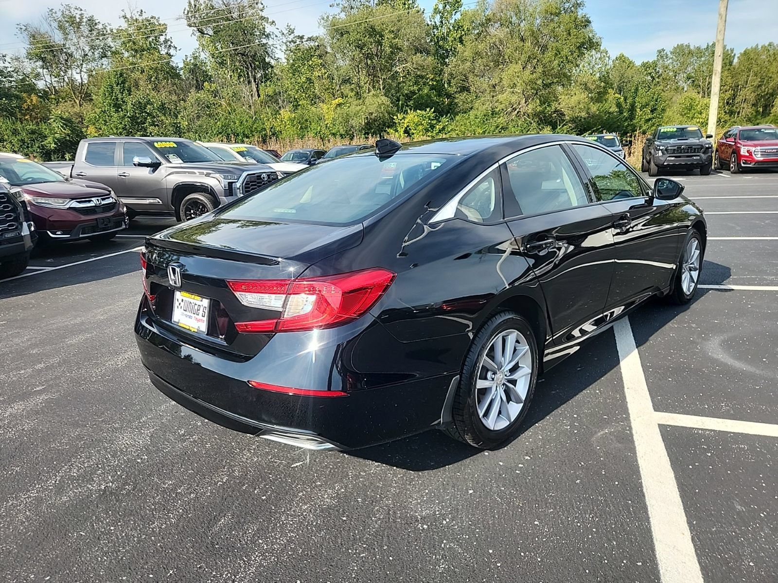 Used 2022 Honda Accord LX image 13