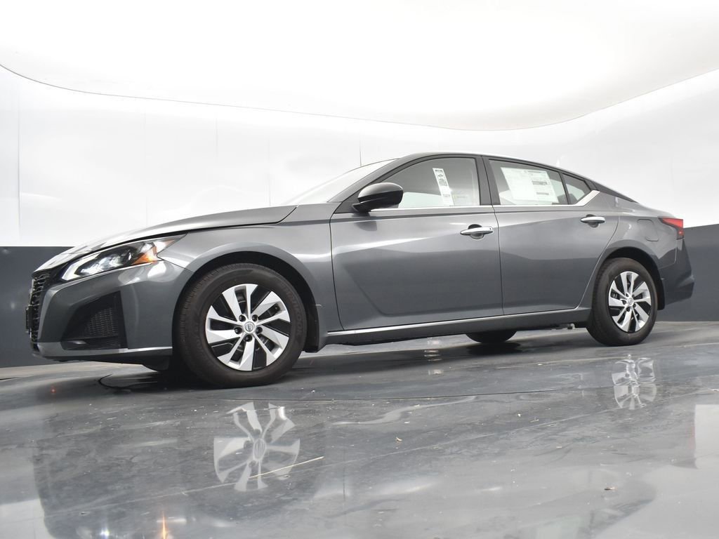 New 2025 Nissan Altima 2.5 S image 37