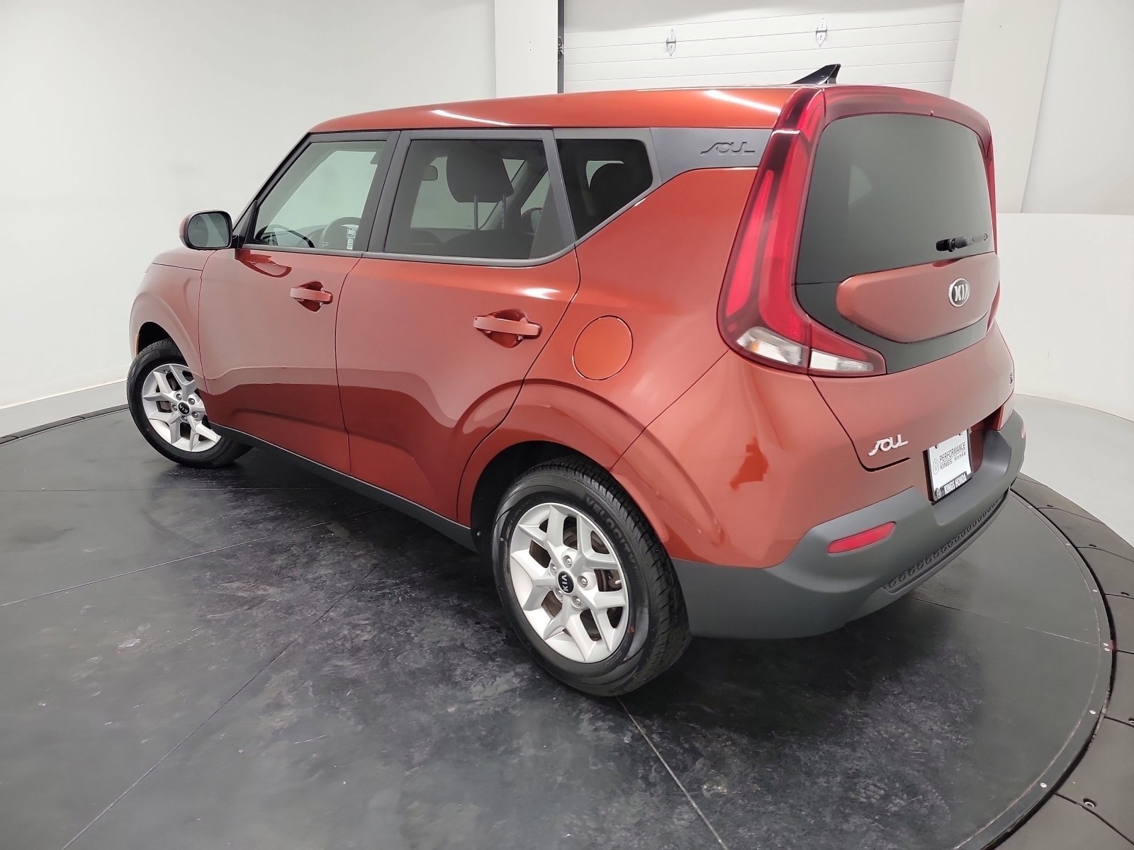Used 2020 Kia Soul S FWD image 9