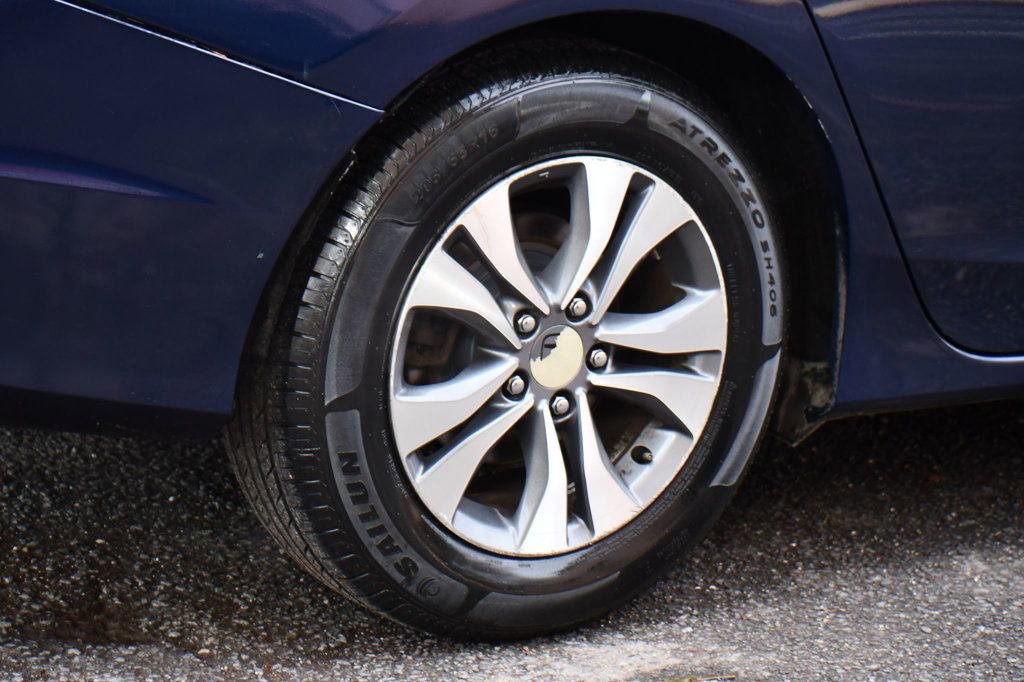 Used 2013 Honda Accord LX image 12