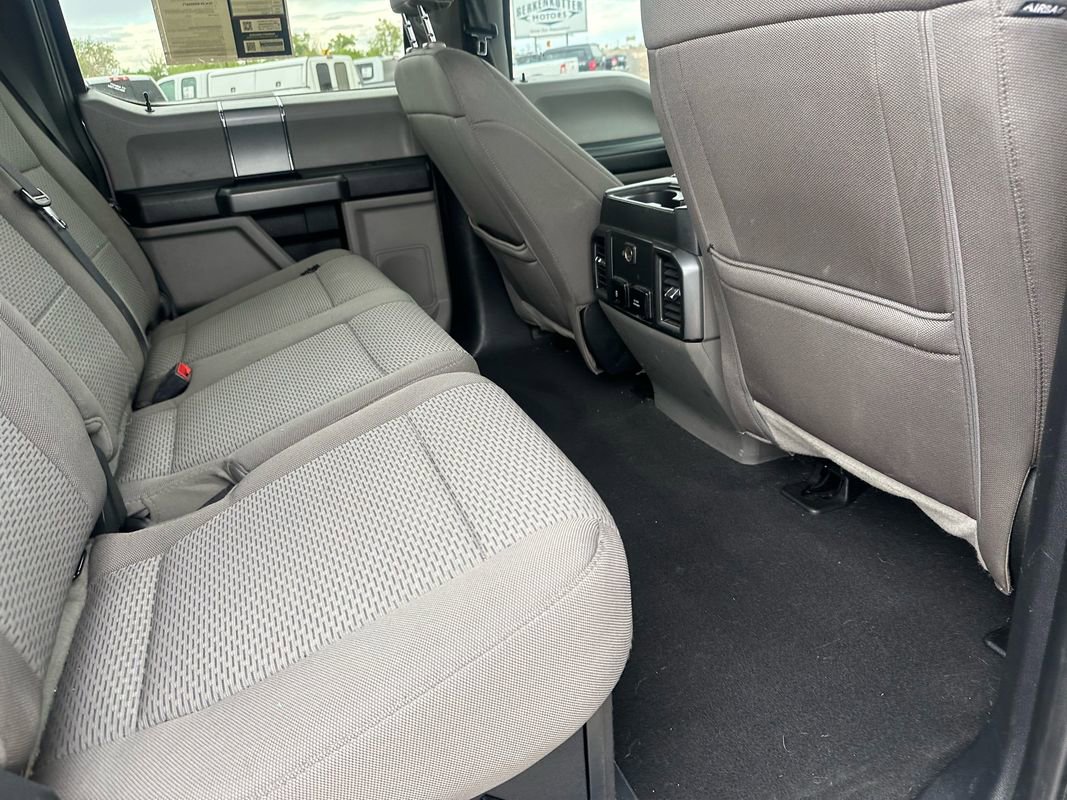 Used 2021 Ford F250 XLT w/ XLT Premium Package AWD/4WD image 25