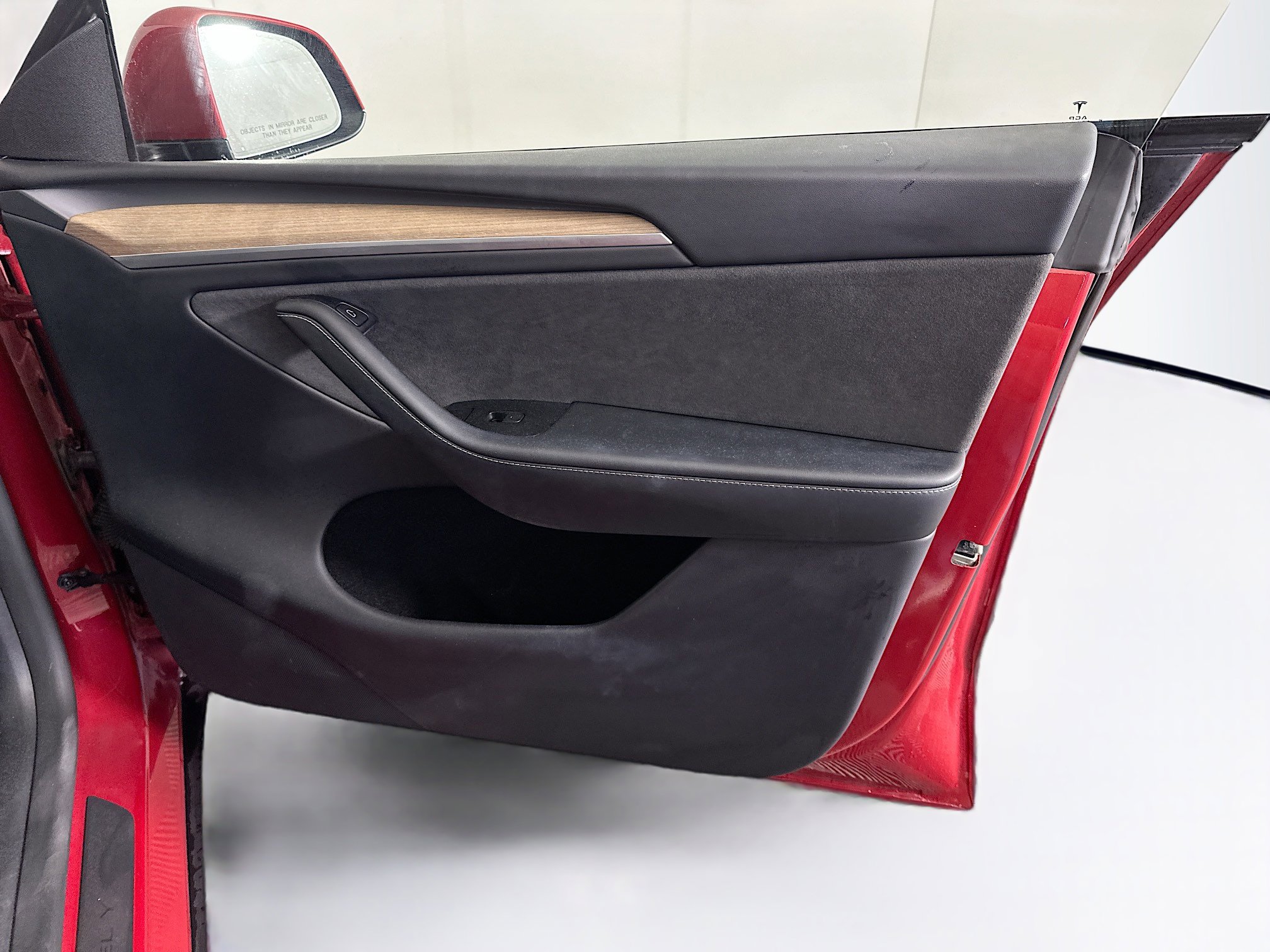 Used 2024 Tesla Model Y Long Range AWD/4WD image 31