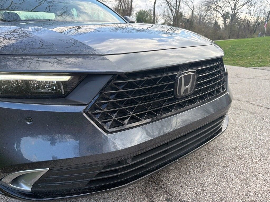 Used 2024 Honda Accord Touring image 8