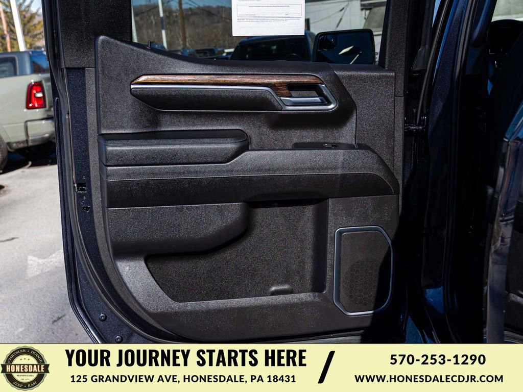 Used 2024 GMC Sierra 1500 Elevation AWD/4WD image 13