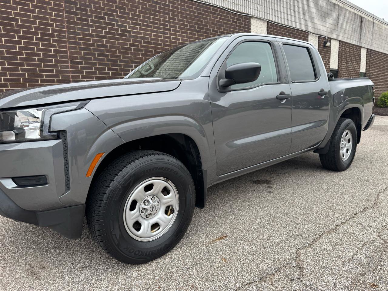 Used 2022 Nissan Frontier S AWD/4WD image 28