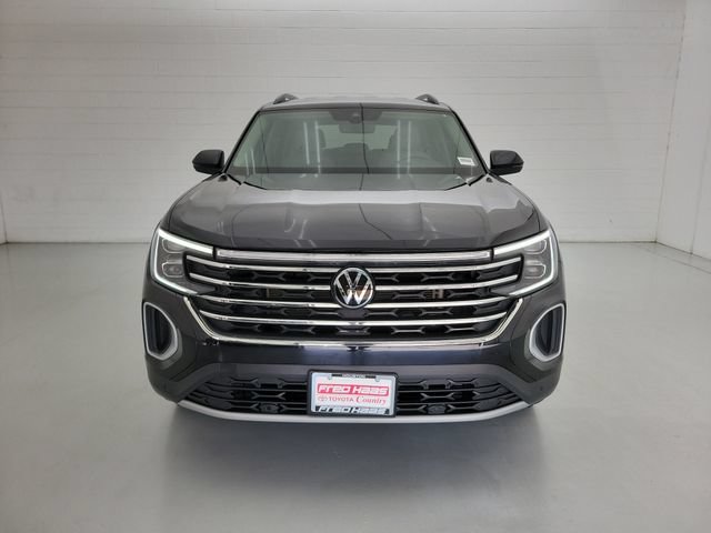 Used 2024 Volkswagen Atlas SE FWD image 3