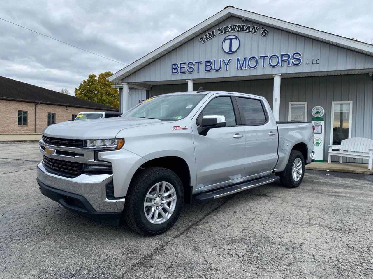 Used 2019 Chevrolet Silverado 1500 LT w/ All-Star Edition image 30