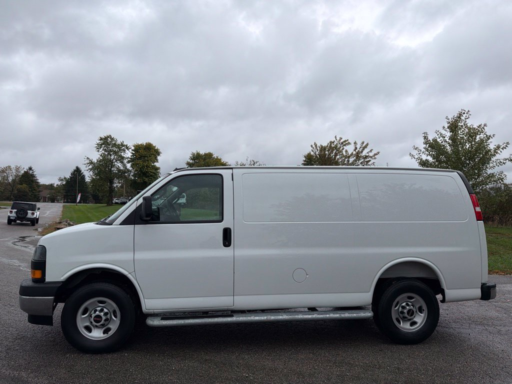 Used 2025 GMC Savana 2500 w/ Driver Convenience Package RWD image 10