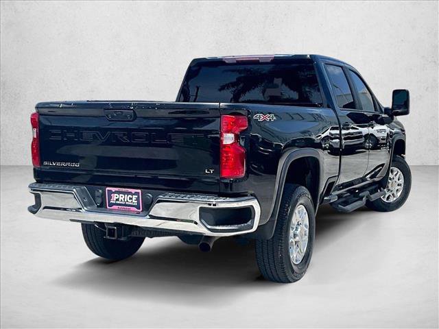 Used 2024 Chevrolet Silverado 2500 LT w/ Convenience Package AWD/4WD image 2